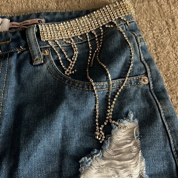 Denim Boulevard frayed cut off shorts with rhinestones at the top front - Picture 4 of 8